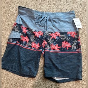 NEW Mens swim trunks